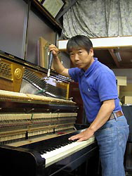 Tecnico de pianos Yagawa