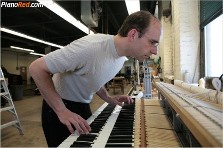 Piano de doble teclado
